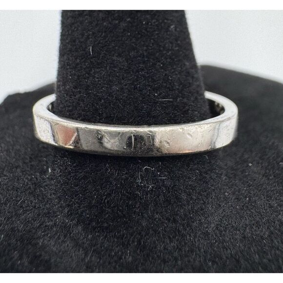 Avon Cubic Zirconia Five Stone Band Engagement‎ Promise Ring Size 11 - Picture 2 of 8